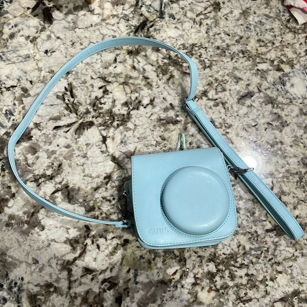 Instax Mini 8 camera - Picture 3 of 7